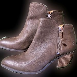 Frye Ankle boots 👢